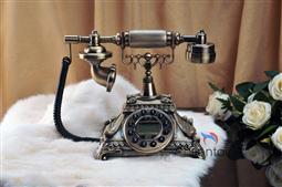 Resin Old Style Telephone